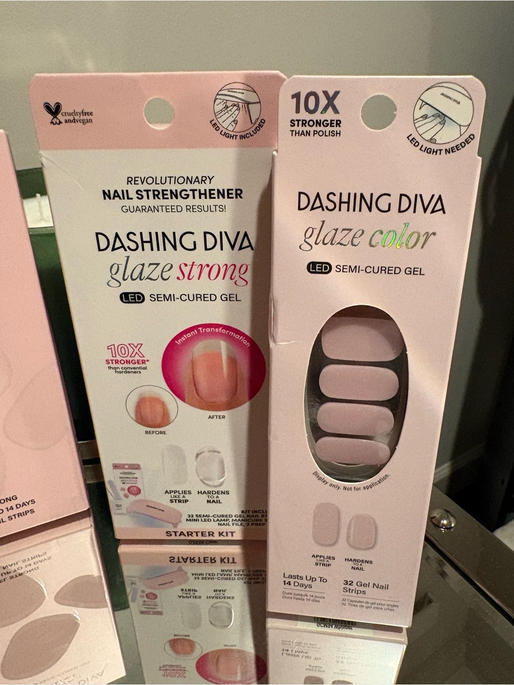 Dashing Diva Glaze Color / Glaze Strong Nail Gel Strips - Light Pink